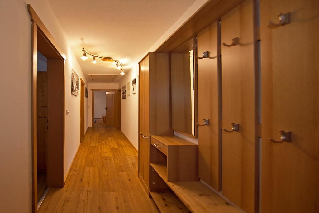 Haus St. Christoph Mayrhofen Bagian luar foto