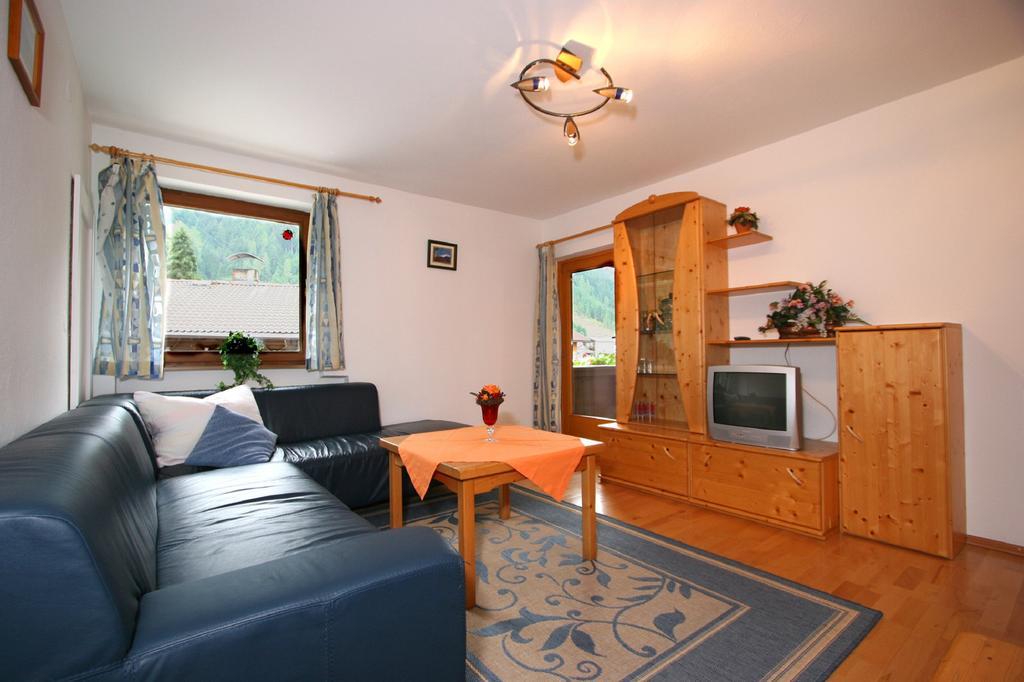 Haus St. Christoph Mayrhofen Bagian luar foto
